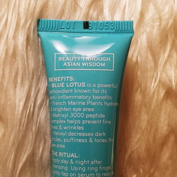 NEW Purlisse Blue Lotus 4-in-1 Eye Adore Serum - Picture 11 of 12